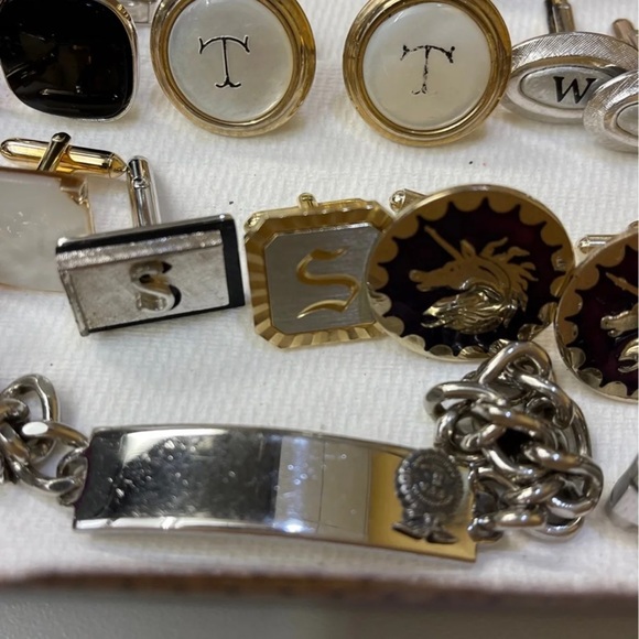 Vintage cufflinks and tie clips - Picture 8 of 11